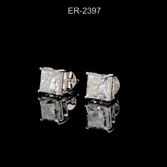 Princess Cut Diamond Stud Earrings in White Gold – Classic Four Prong Solitaire Studs