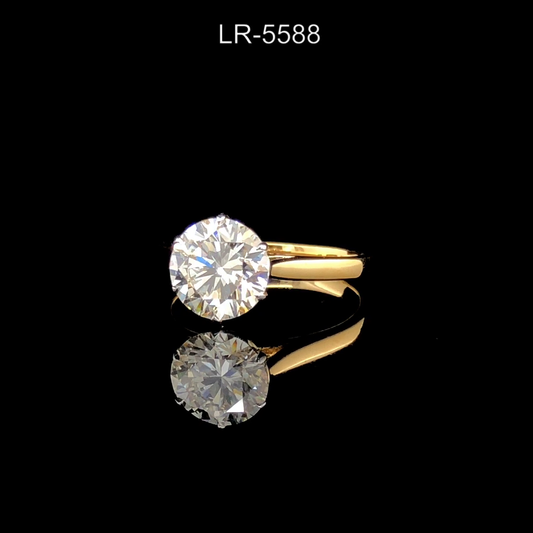 Round Cut Diamond Solitaire Ring, Classic Engagement Ring, Minimal Gold Band Ring, Timeless Bridal Ring.