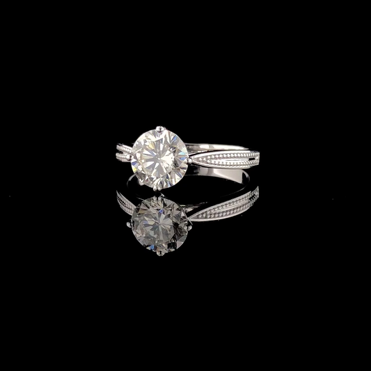 Round Brilliant Solitaire Engagement Ring, Milgrain Split Shank Band.